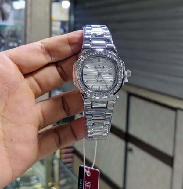 ORIGINAL LADIES SEASTAR WATCH – Diamond Bezel | Butterfly Lock | Date Display | Waterproof | Elegant Women’s Wristwatch – Perfect Gift for Girls & Women - Image 3