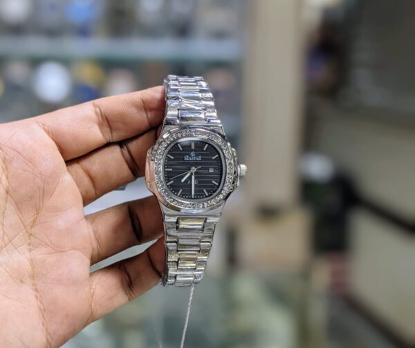 ORIGINAL LADIES SEASTAR WATCH – Diamond Bezel | Butterfly Lock | Date Display | Waterproof | Elegant Women’s Wristwatch – Perfect Gift for Girls & Women - Image 6
