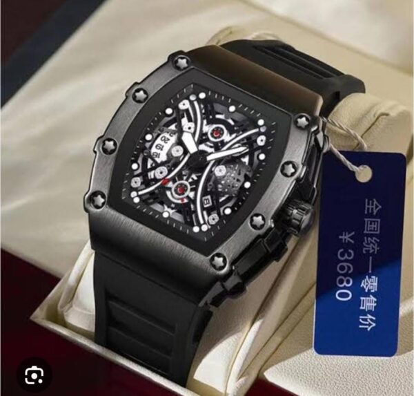 [ORIGINAL] CURREN M.8438 WATCH – Date Display | Silicon Strap | Quartz Movement | Stylish Men's Wristwatch – 2 Colors Available