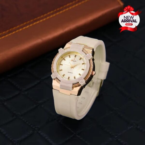 Master Lock New Model Men's Watch - Silicone Strap, Working Date Function, Luxury Sports Design - Water Resistant Digital Analog Watch - Image 5