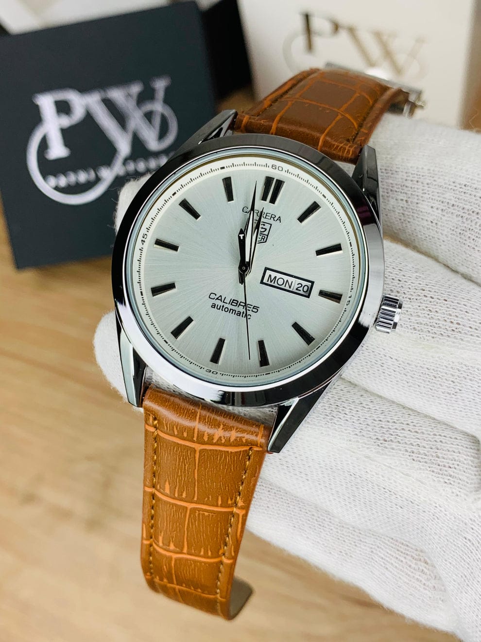 Premium Day-Date Men's Watch with Master Lock Clasp | Genuine Leather Strap, Quartz Movement, Water Resistant | Elegant Dress Watch for Business & Formal Wear - Image 4